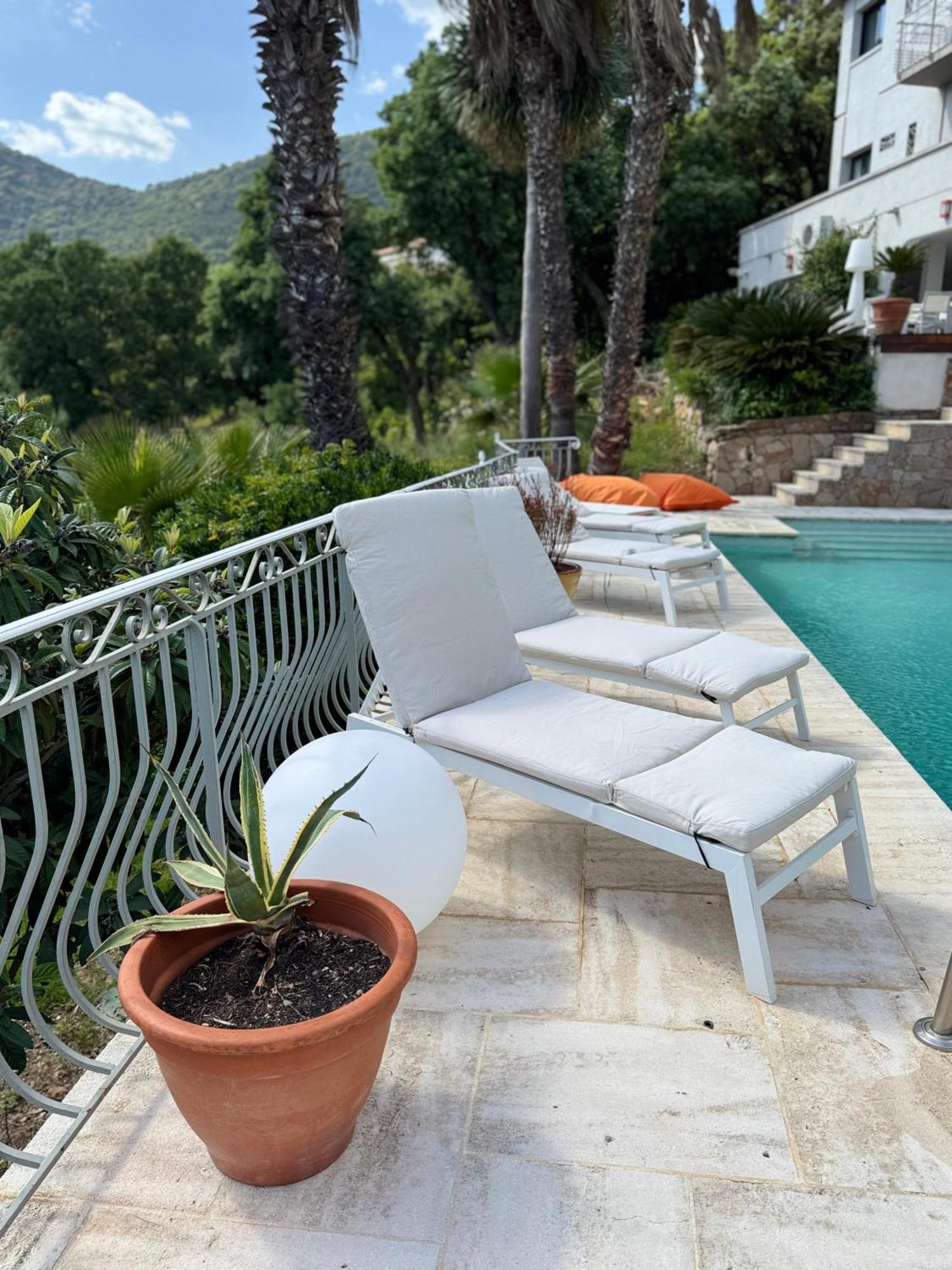 Villa Hirondelles 35 Cavalaire-sur-Mer Esterno foto